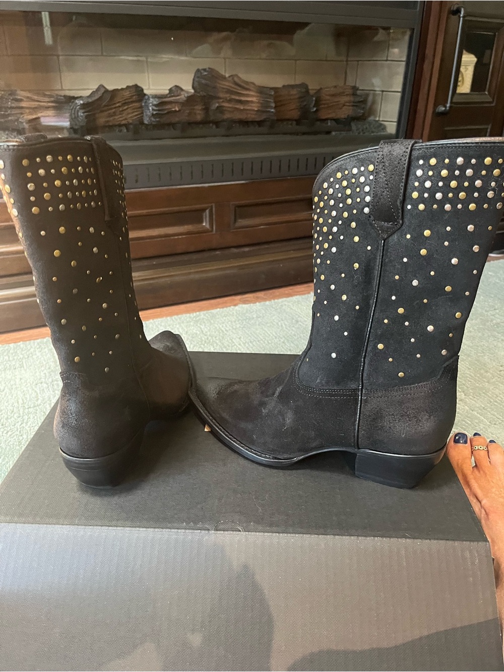 Frye Black Suede Studded Western Boot NWT - Picture 4 of 9
